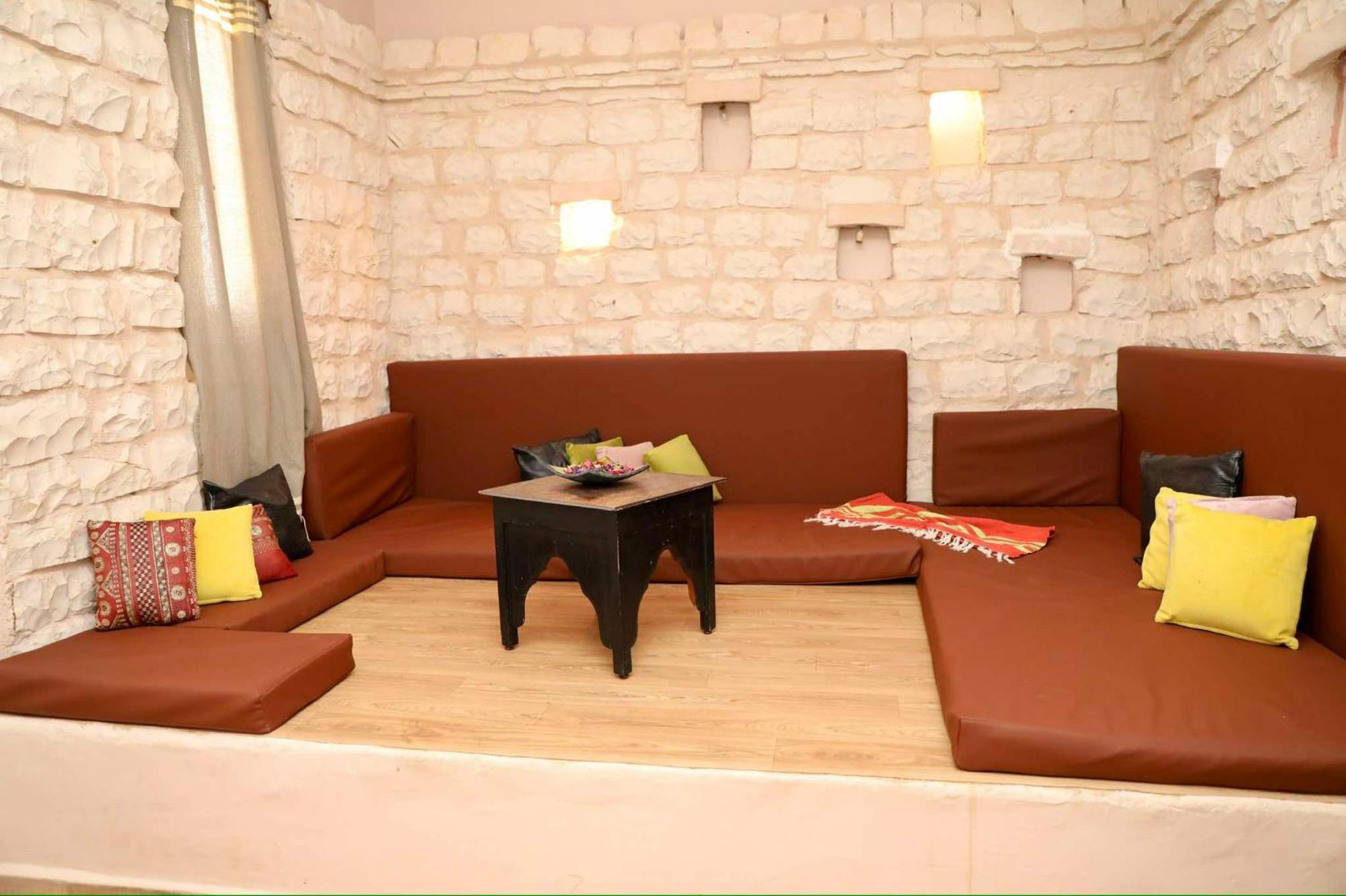 Appart Hotel Rodes Mezraia Exteriér fotografie
